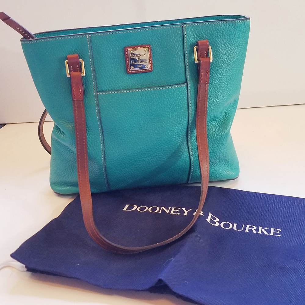 Dooney and Bourke pebbled Lexington tote.